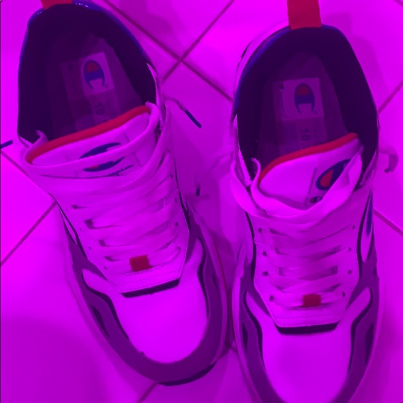 Champion shoes - Picture 3 of 4